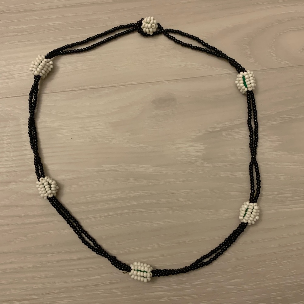 Black and White Beaded Stone Necklace 🖤